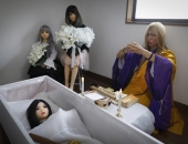 Dịch vụ làm đám tang cho búp bê tình dục ở Nhật Bản